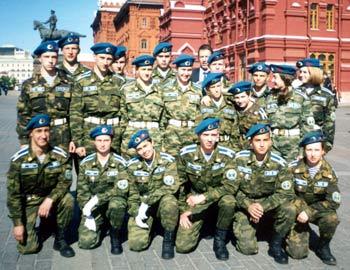 Что можно взять в левую но нельзя в правую ответ. Смотреть фото Что можно взять в левую но нельзя в правую ответ. Смотреть картинку Что можно взять в левую но нельзя в правую ответ. Картинка про Что можно взять в левую но нельзя в правую ответ. Фото Что можно взять в левую но нельзя в правую ответ