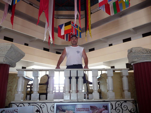 Александр Дементьев