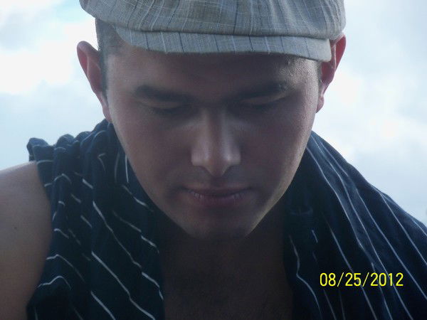 Роман Мельников