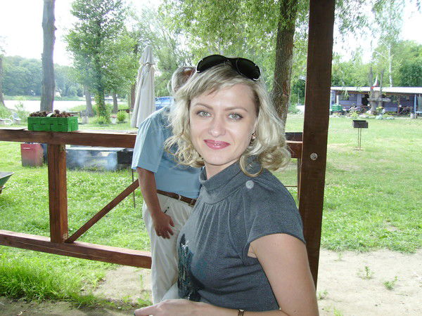 Елена Ланг