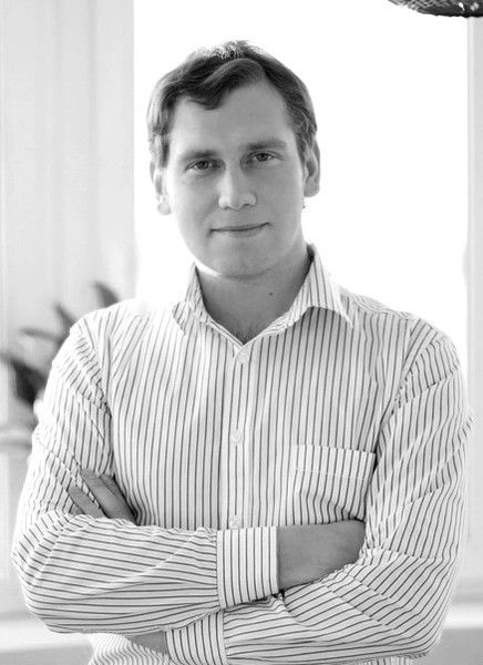 Вячеслав Пивоваров