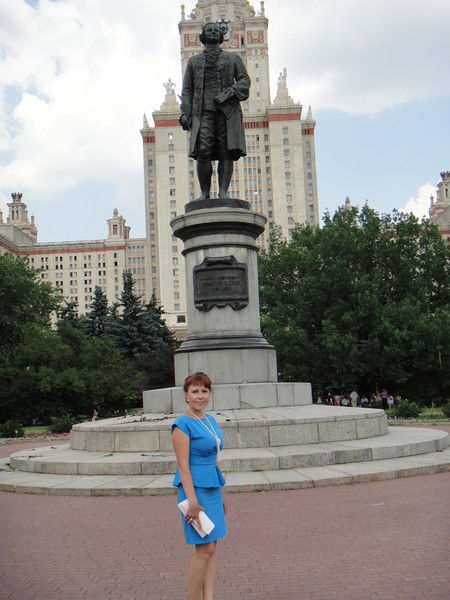 Елена Позднякова