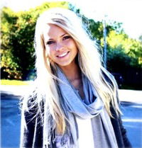 Дашуля Деменёва