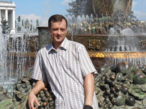 Олег Морозов