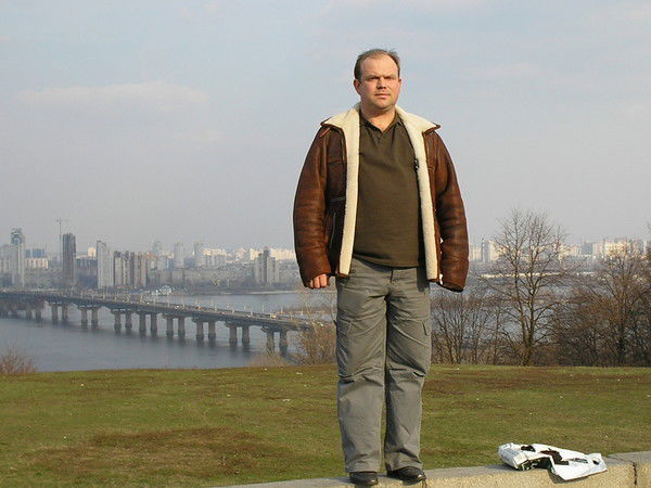 Неизвестно Неизвестно