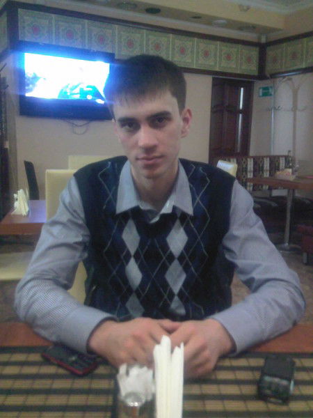 Рафаэль Мангутов