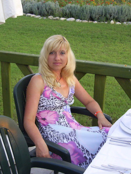 Наташа Сотник