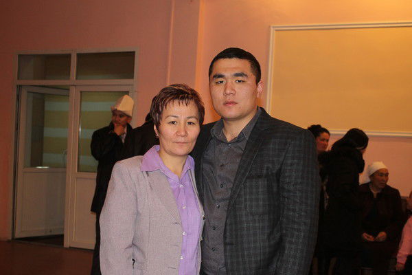 Адилет Бакирдин У