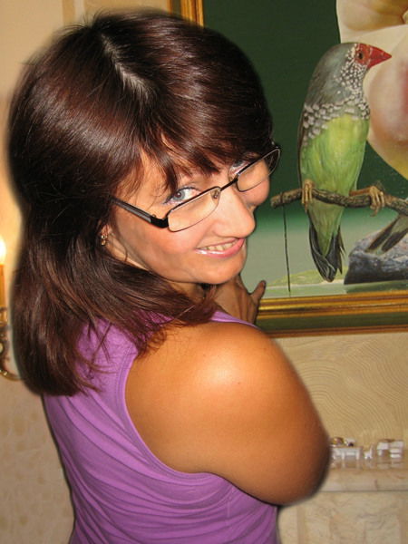 Елена Кострова