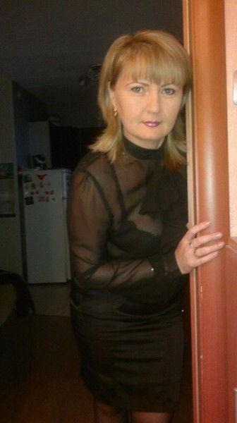 Эля Карпова