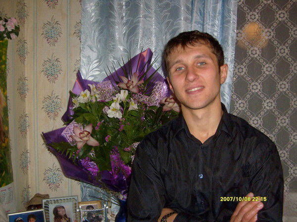 Олег Мирошниченко