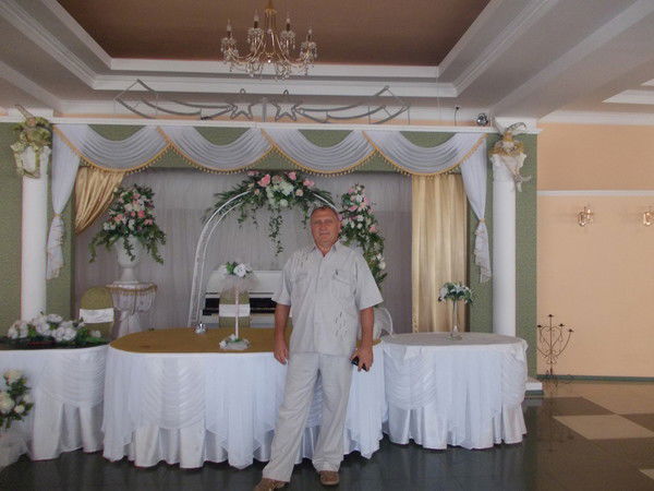 Александр Алексеенко