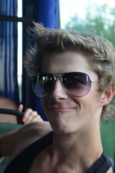 Андрей Поштар