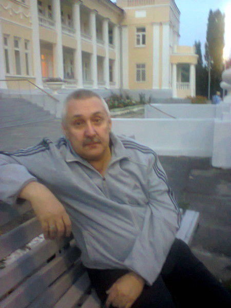 Александр Бирюков