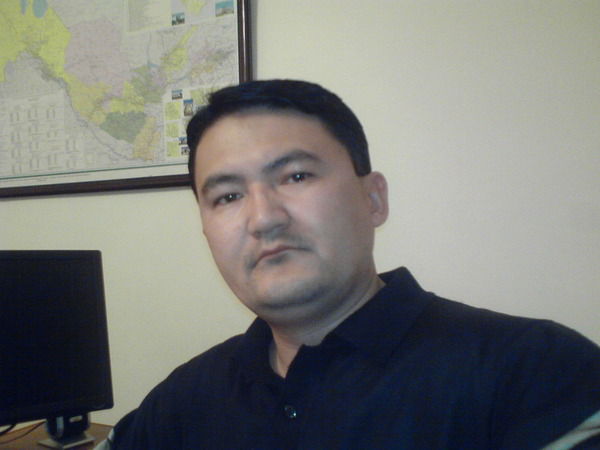 Улугбек Ражабов