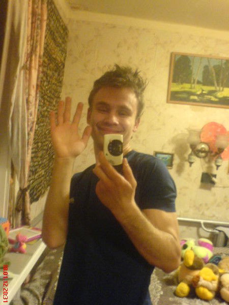 Денис Кобелев