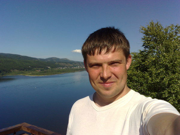 Денис Иванов