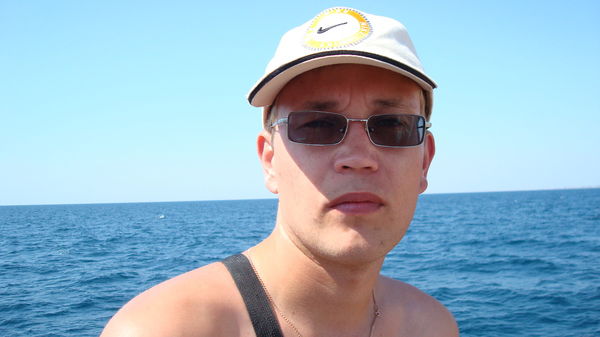 Денис Калинин