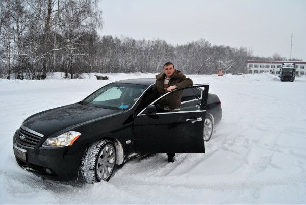 Дмитрий Уханов