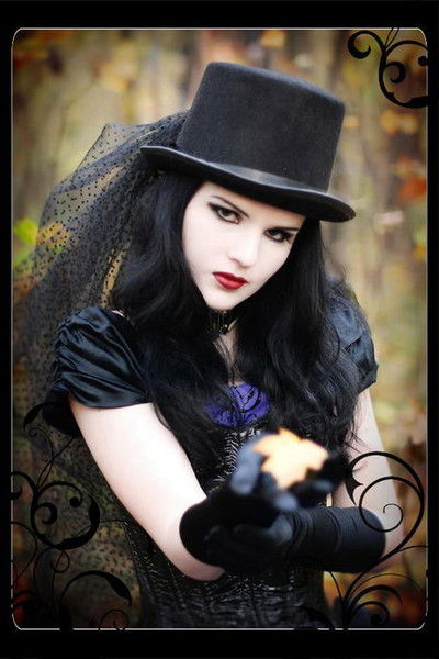 Леся Астахова