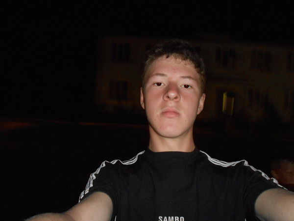 Павел Назаров