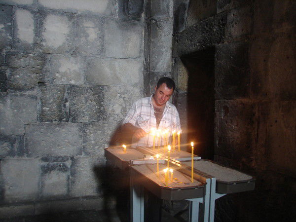 Унан Галустян