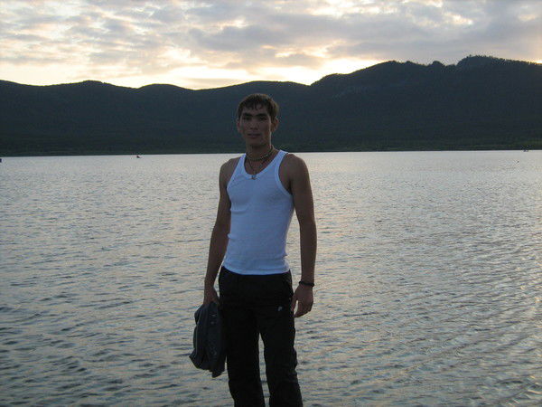 Азамат Омаров