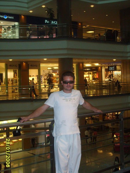 Дмитриус Лов