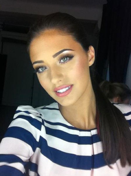 Александра Коршунова