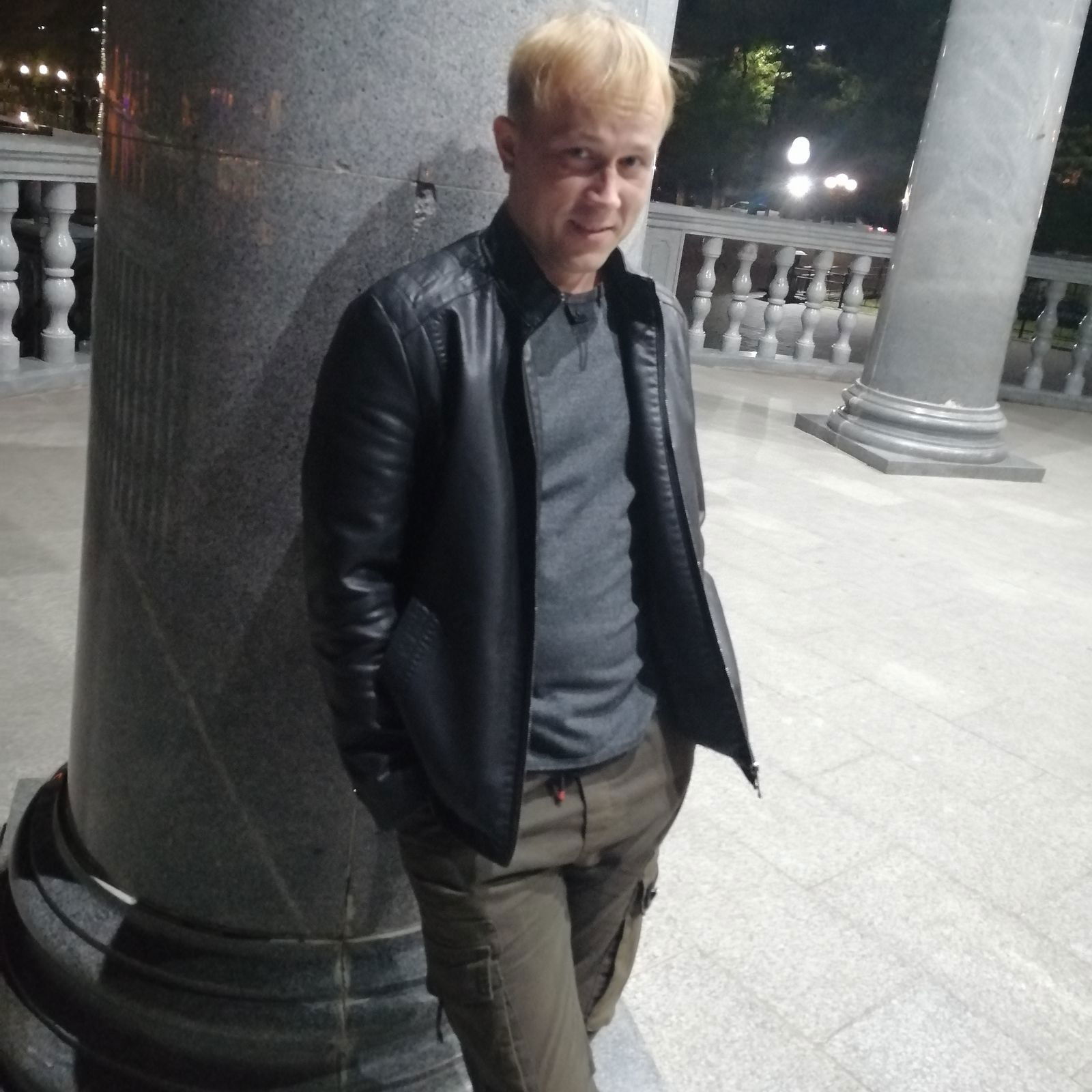 Валентин Безруков