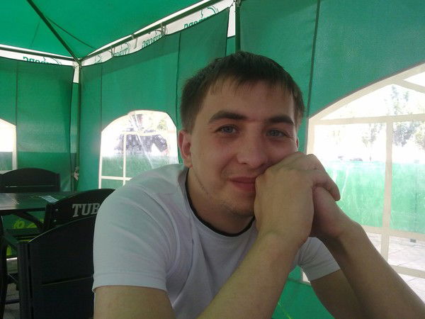 Александр Моисеев