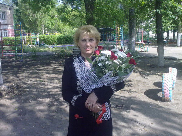 Елена Захарова
