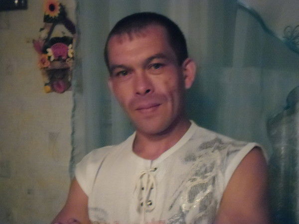 Петр Исаков