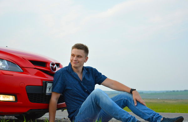 Толя Целинский