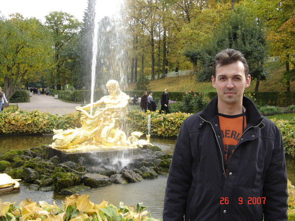 Иван Иванов