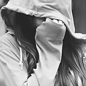 Ксения Холод