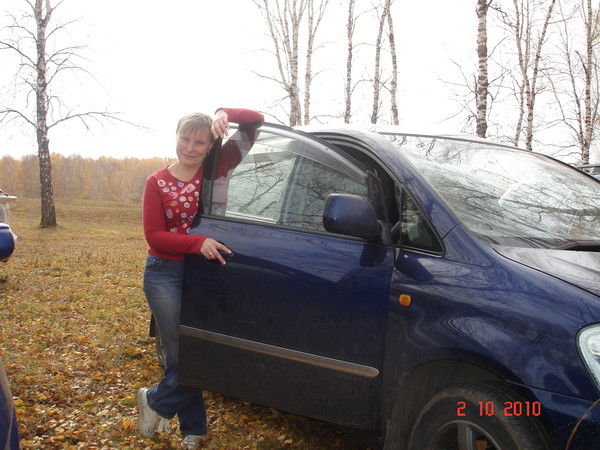 Елена Тренкеншу