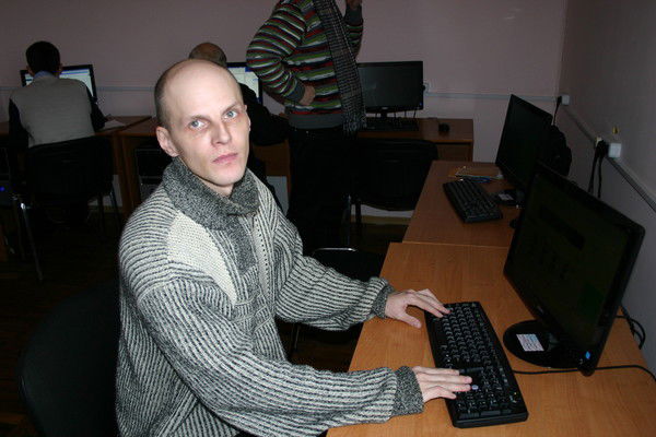 Олег Хасанов