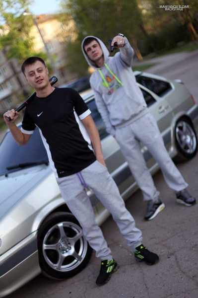 Леонид Петров