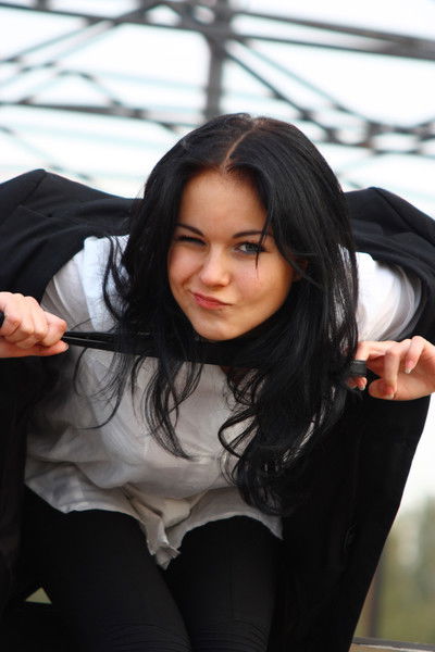 Яна Артищева