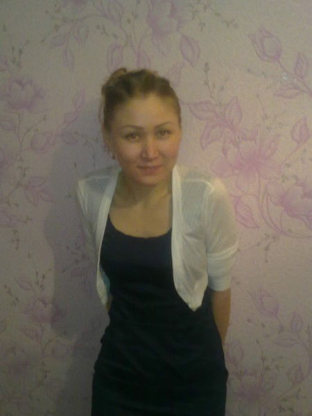 Мая Саденова