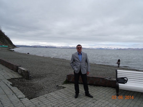 Константин Кобзарь