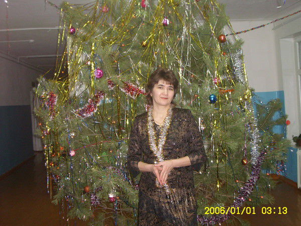 Лена Ювакаева