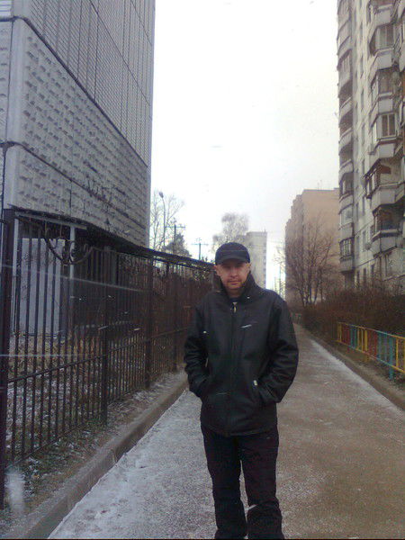 Роман Веселков