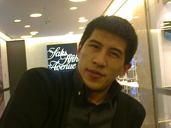 Шах Исамдинов