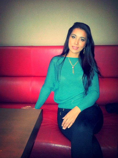 Энжи Лебезова