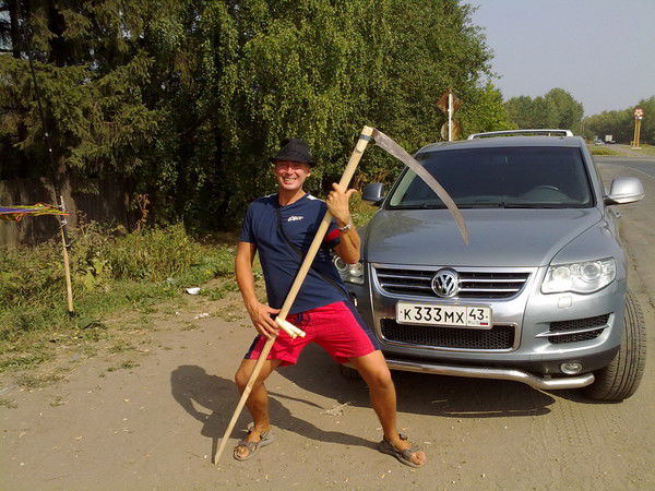 Андрей Перов