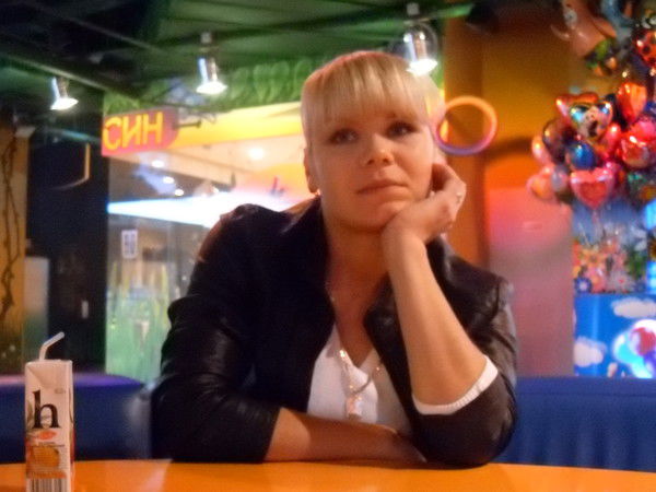 Юлия Попова