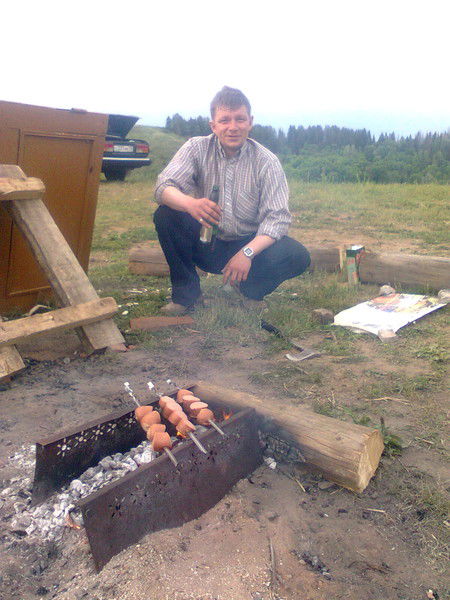 Михаил Мельников