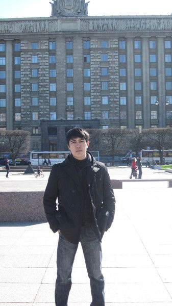 Мансур Дусниязов